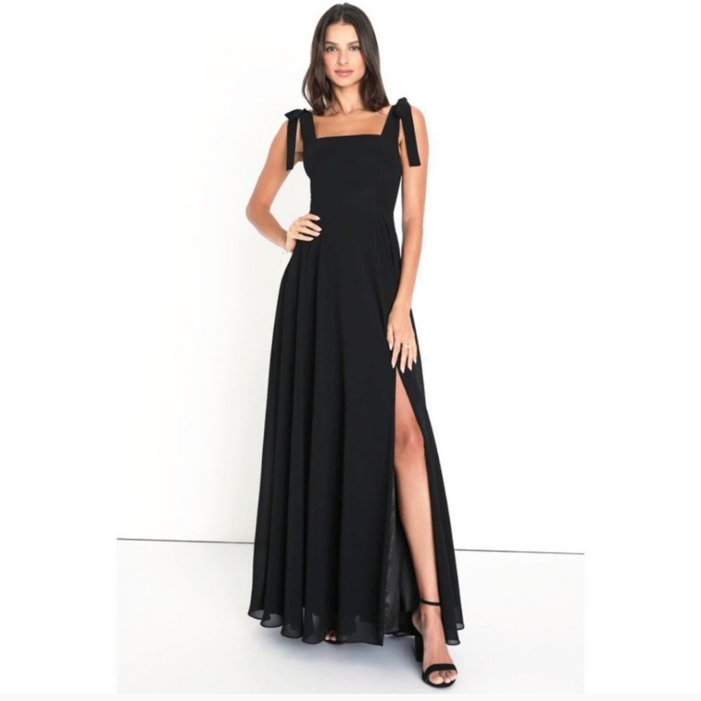 NWOT Lulus Love Me Forever Tie-Strap Square Neck Maxi Dress